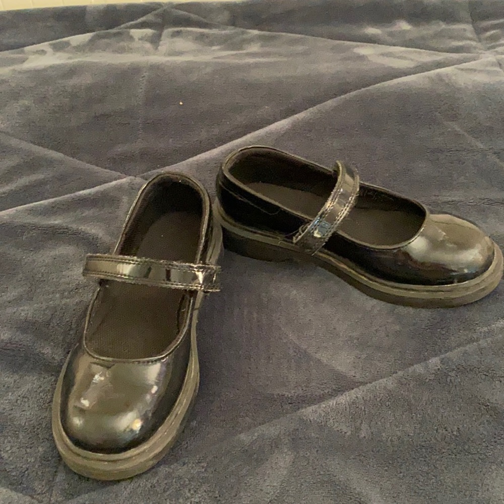 Lather Mary Jane shoes
